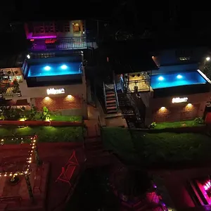 Hotel Mannath Private Pool At Vellarimala, Wayanad